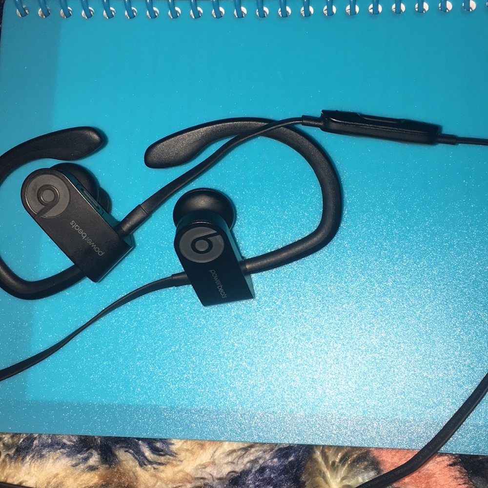 Power Beats - Picture 2 of 2